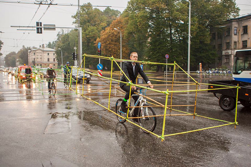 bicycle-automobile-protest-lets-bike-it-1 bicycle-automobile-protest-lets-bike-it-1
