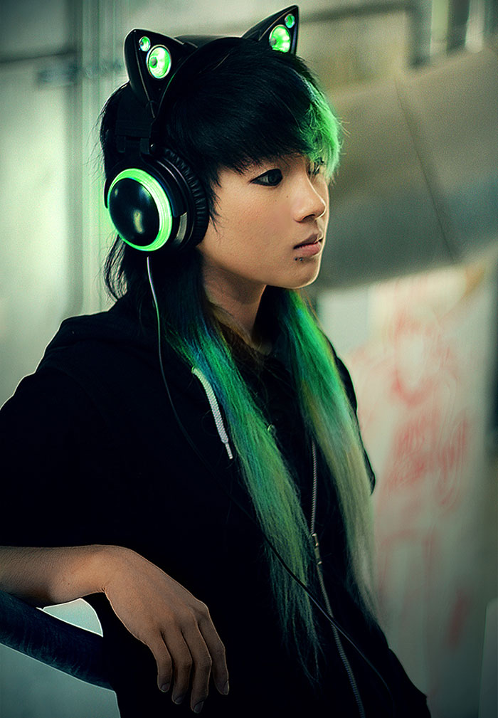 cat-ear-headphones-axent-wear-4 cat-ear-headphones-axent-wear-4