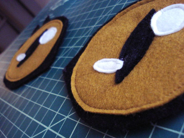 diy-cat-zipper-mouth-sweater-hellovillain-9 diy-cat-zipper-mouth-sweater-hellovillain-9