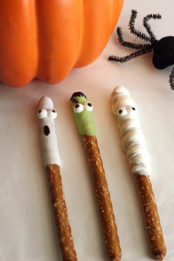 Halloween Pretzels