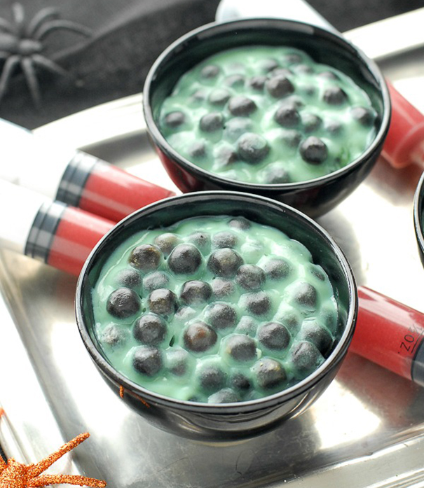 Spider Eggs Bubble Tea Pudding With Strawberry Topping