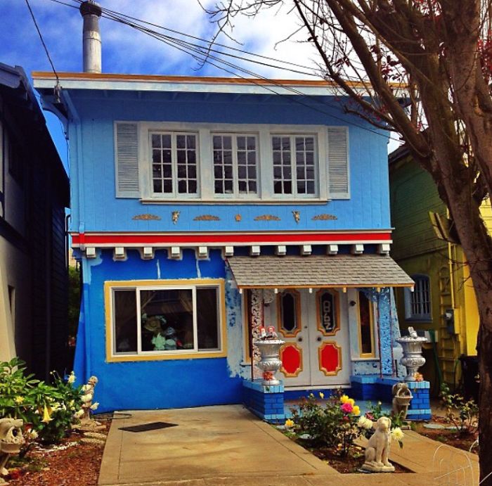 Welcome To The Dollhouse. San Francisco, Ca.