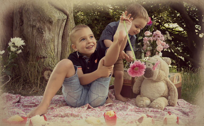 Boys Enjoy A Teddy Bears Picnic In Folkestone, England