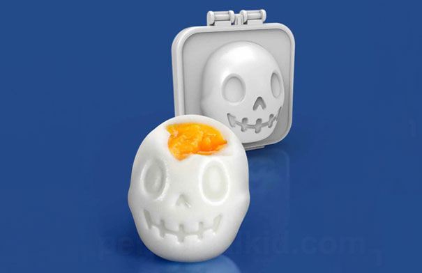 skull-egg-mold-egg-o-matic-3