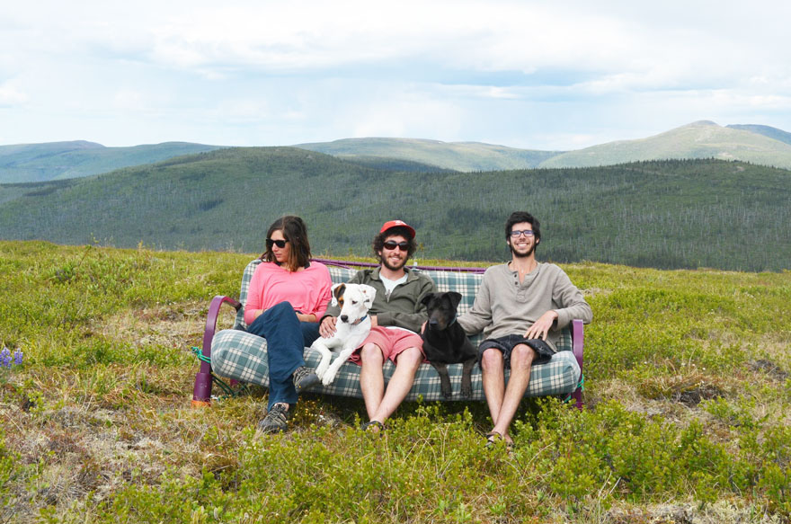 three-friends-two-dogs-one-futon-roadtrip-photos-10