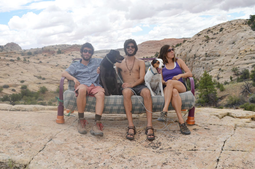 three-friends-two-dogs-one-futon-roadtrip-photos-2 three-friends-two-dogs-one-futon-roadtrip-photos-2