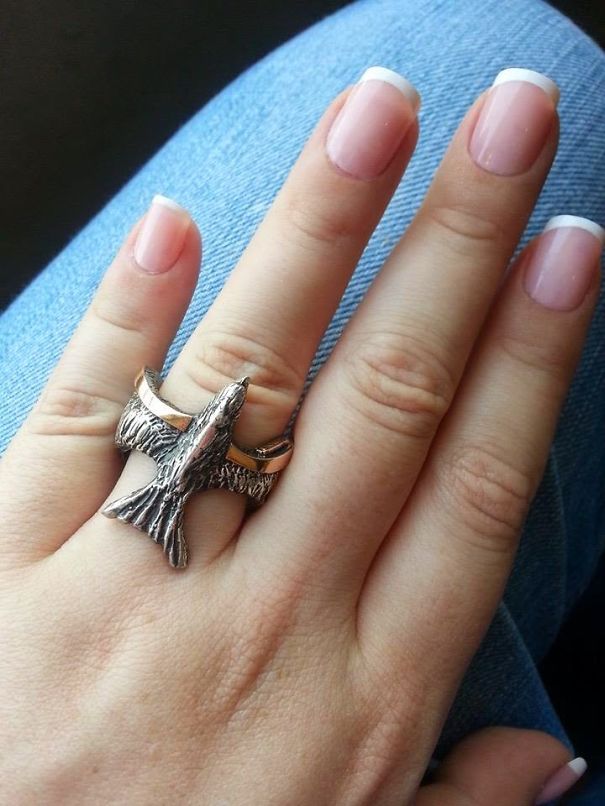 Falcon Ring