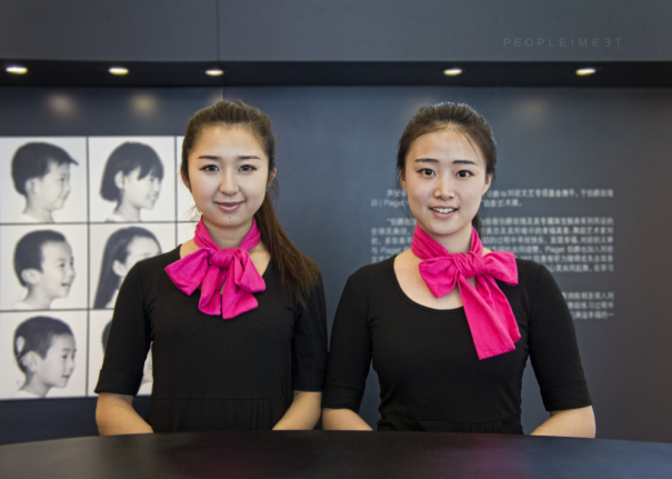 35 Photo-Stories Of People By A Guy Who's Been Traveling The World Since 2009 35 Photo-Stories Of People By A Guy Who's Been Traveling The World Since 2009