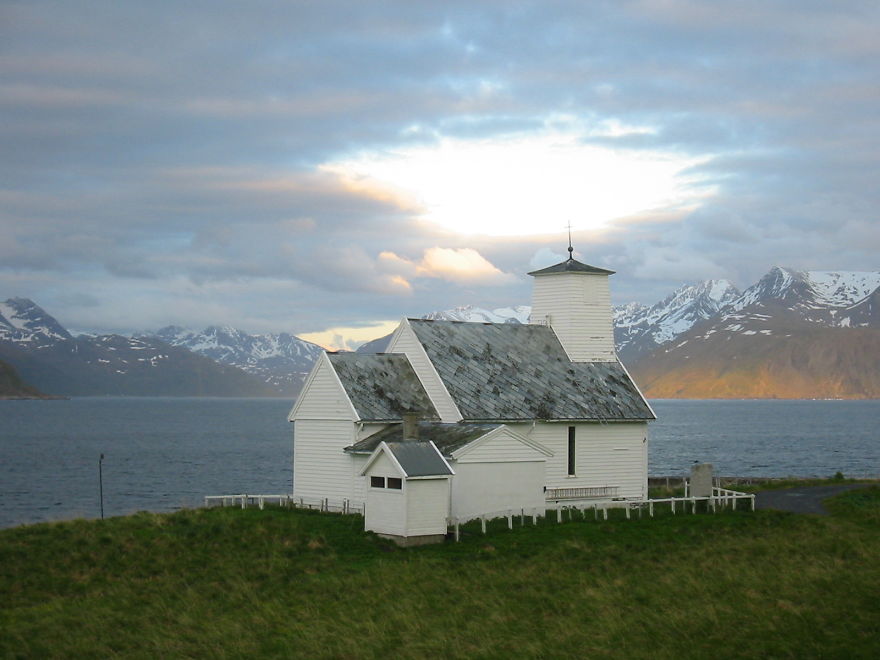 Loppa Kirke, Loppa Øy