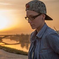 tekla_parajdi avatar