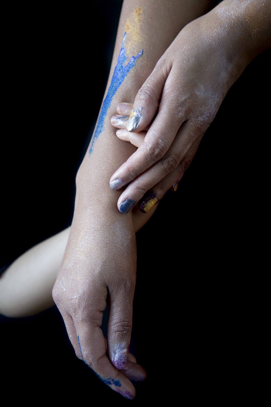 Little Girls Do Their Mothers' Makeup Little Girls Do Their Mothers' Makeup