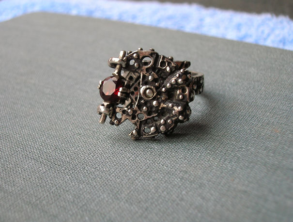 Silver Ring "gravizapa"