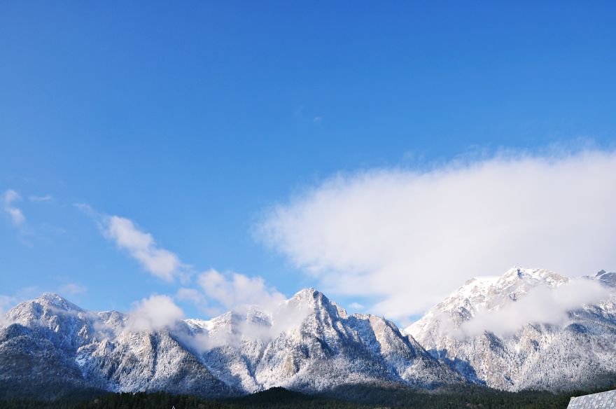 Poiana Ţapului Mountains