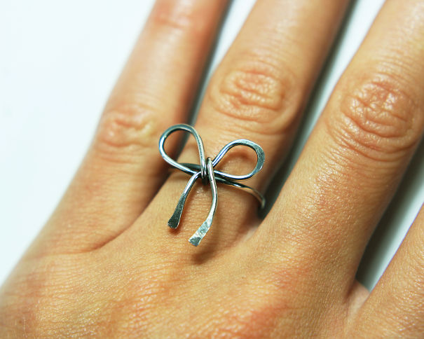 Ribbon Ring By Flowellery