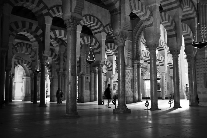 The World In Black And White: Traveling And Making Beautiful Monochrome Images The World In Black And White: Traveling And Making Beautiful Monochrome Images