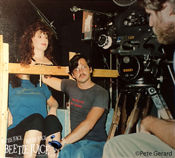 25 Amazing Behind The Scene Pics From Beetlejuice !