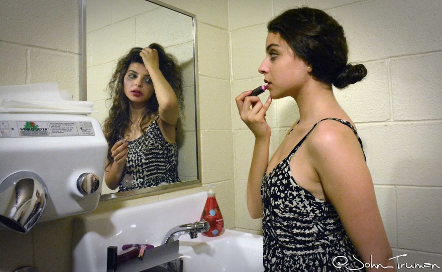 Trick Photography By Photoshop Artist And Photographer John Truman Trick Photography By Photoshop Artist And Photographer John Truman