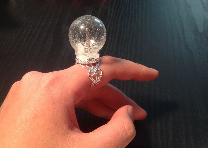 Eiffel Tower In Snow Ring