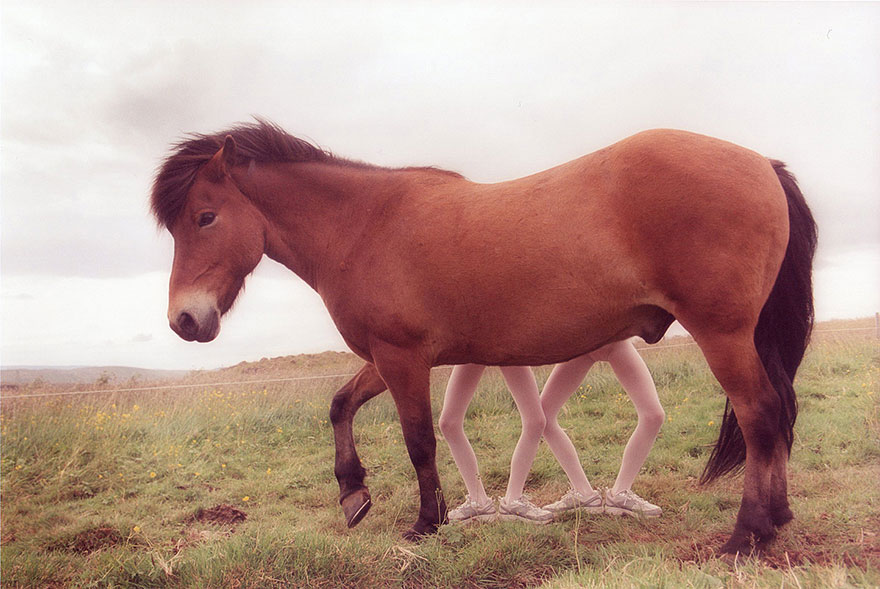 identical-twins-erna-hrefna-photography-iceland-ariko-inaoka-9 identical-twins-erna-hrefna-photography-iceland-ariko-inaoka-9