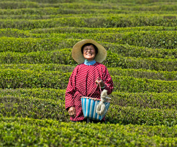 35 Photo-Stories Of People By A Guy Who’s Been Traveling The World Since 2009