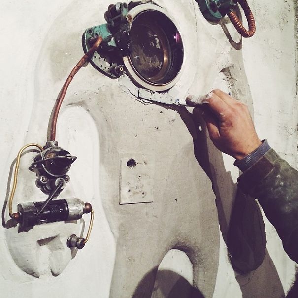 Upcycled Robot From Plaster Upcycled Robot From Plaster