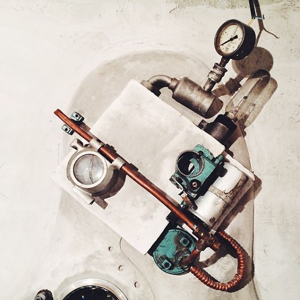 Upcycled Robot From Plaster Upcycled Robot From Plaster