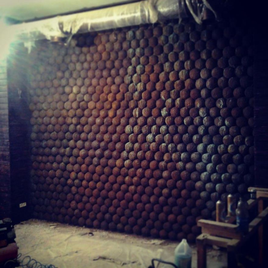 I Made A Wall Of 729 Rusty Cannonballs