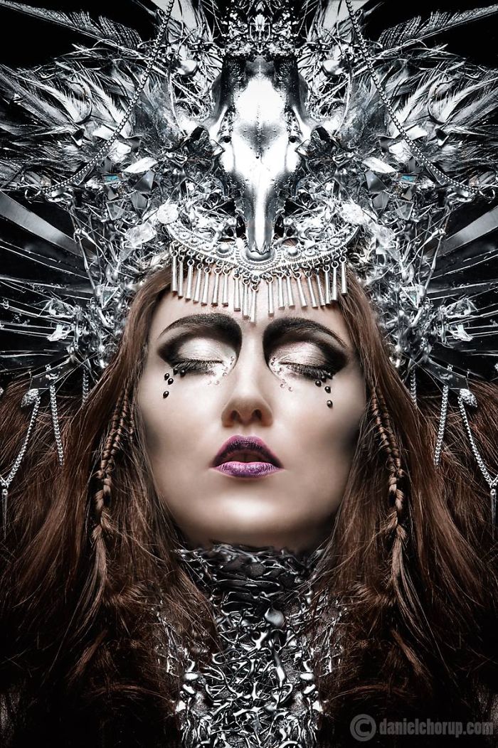 Extreme Make-Up Art Inspired By Dark Fantasy World Extreme Make-Up Art Inspired By Dark Fantasy World