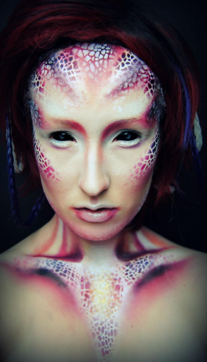 Extreme Make-Up Art Inspired By Dark Fantasy World Extreme Make-Up Art Inspired By Dark Fantasy World