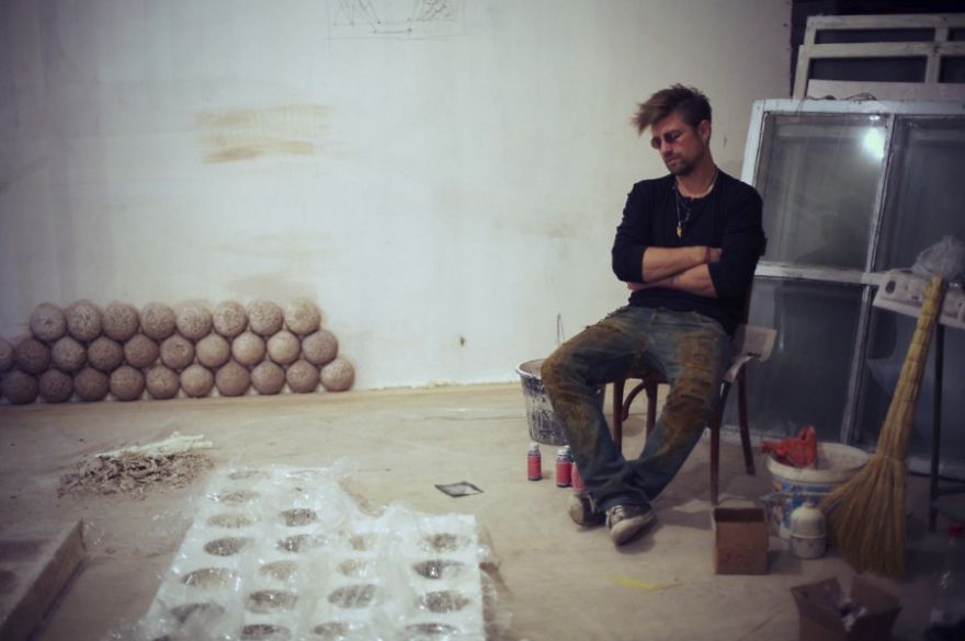 I Made A Wall Of 729 Rusty Cannonballs