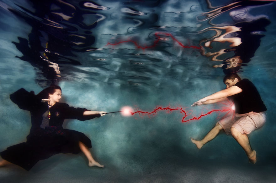 Underwater Engagement Shoots: New Trend For A New Year Underwater Engagement Shoots: New Trend For A New Year