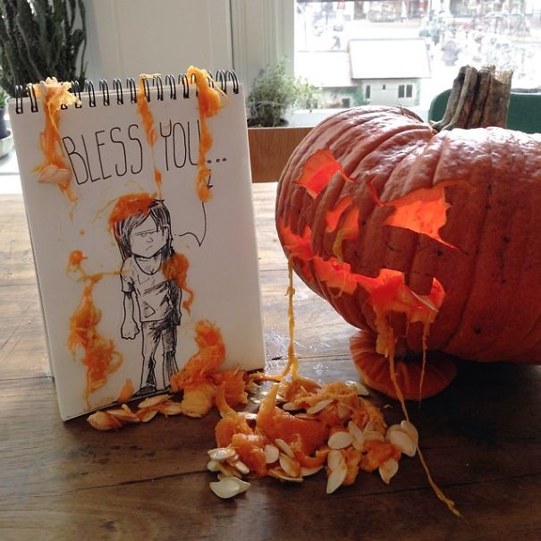 I Walk The Streets And Cartoon-Bomb My Surroundings To Make People Smile I Walk The Streets And Cartoon-Bomb My Surroundings To Make People Smile