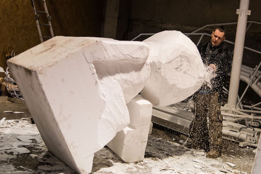 This Year The Christmas Tree In Kaunas Looks Like A Cloud