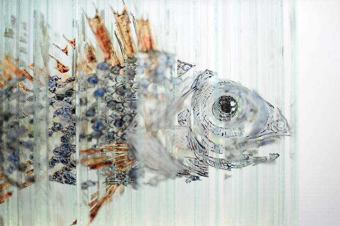 Glass Sculpture Made Of 160 Hand Painted Glass Strips Reveals Four Hidden Animals When Rotated