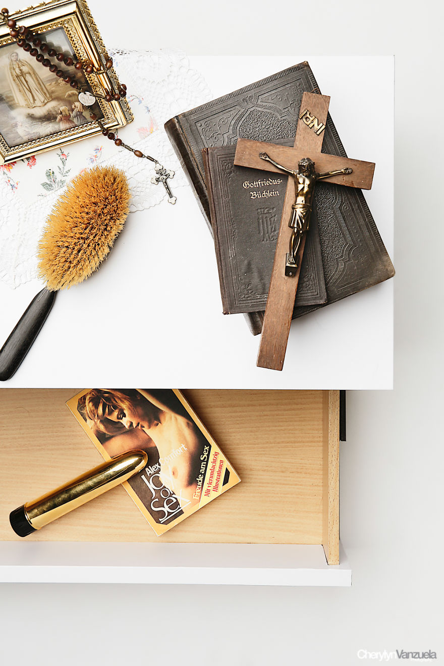 Privacy!? Provocative Photos Question The Borders Of Our Private Worlds Privacy!? Provocative Photos Question The Borders Of Our Private Worlds