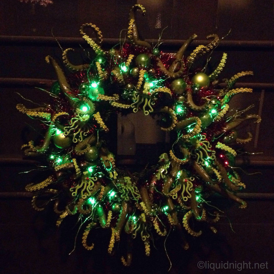 I Just Completed My Cthulhu-Themed Christmas Wreath. So Many Tentacles. Merry Cthulhumas!