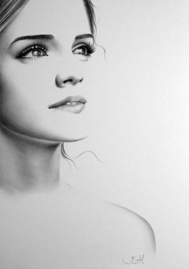 Romanian Artist Ileana Hunter Draws Photorealistic Portraits Using Lumograph Pencils Romanian Artist Ileana Hunter Draws Photorealistic Portraits Using Lumograph Pencils