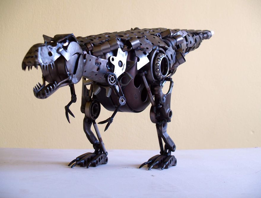 I Recycle Old Motorbike Parts Into Steampunk Animal Sculptures