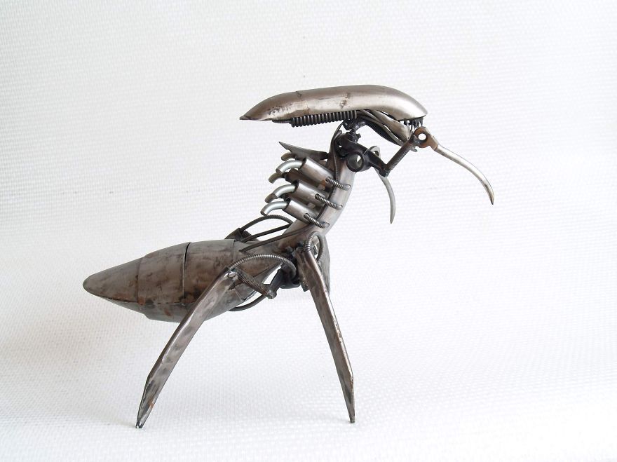 I Recycle Old Motorbike Parts Into Steampunk Animal Sculptures I Recycle Old Motorbike Parts Into Steampunk Animal Sculptures