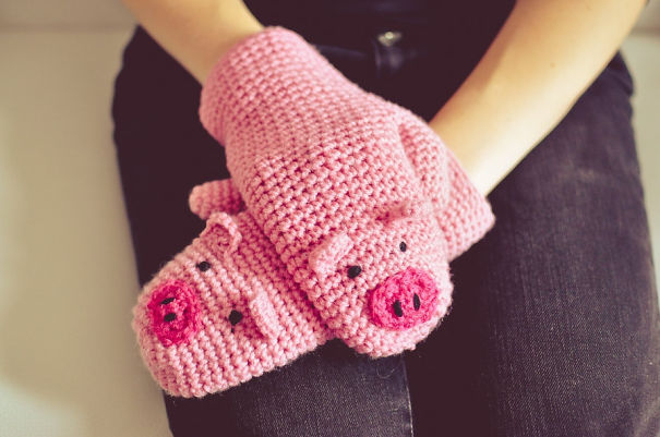 Piggy Mittens