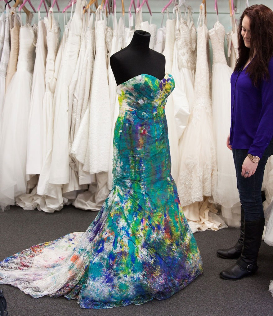 bride-left-at-altar-trash-dress-photoshoot-14 bride-left-at-altar-trash-dress-photoshoot-14