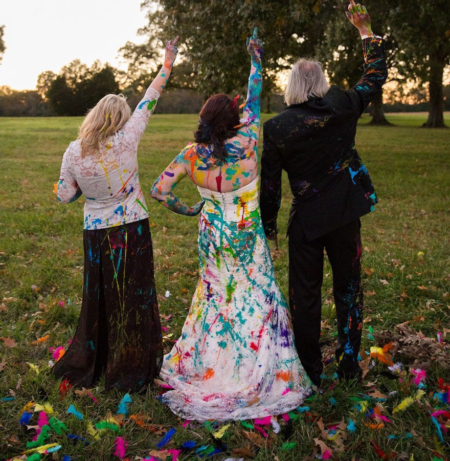 bride-left-at-altar-trash-dress-photoshoot-19 bride-left-at-altar-trash-dress-photoshoot-19