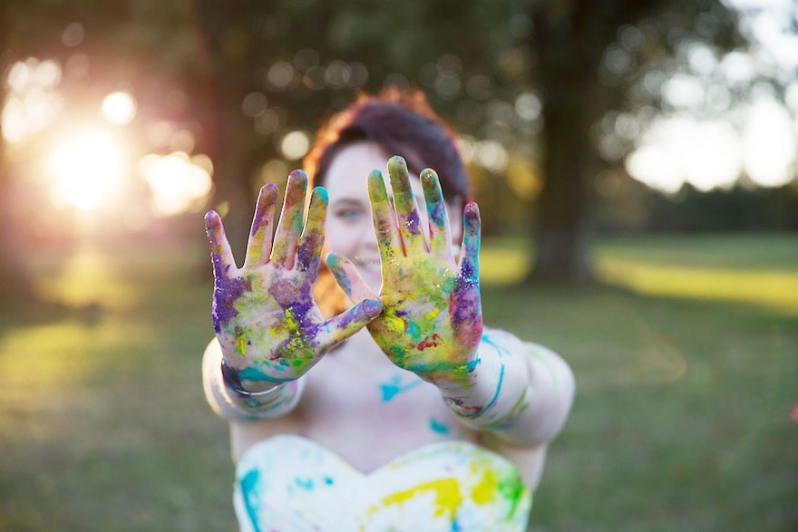 bride-left-at-altar-trash-dress-photoshoot-3 bride-left-at-altar-trash-dress-photoshoot-3