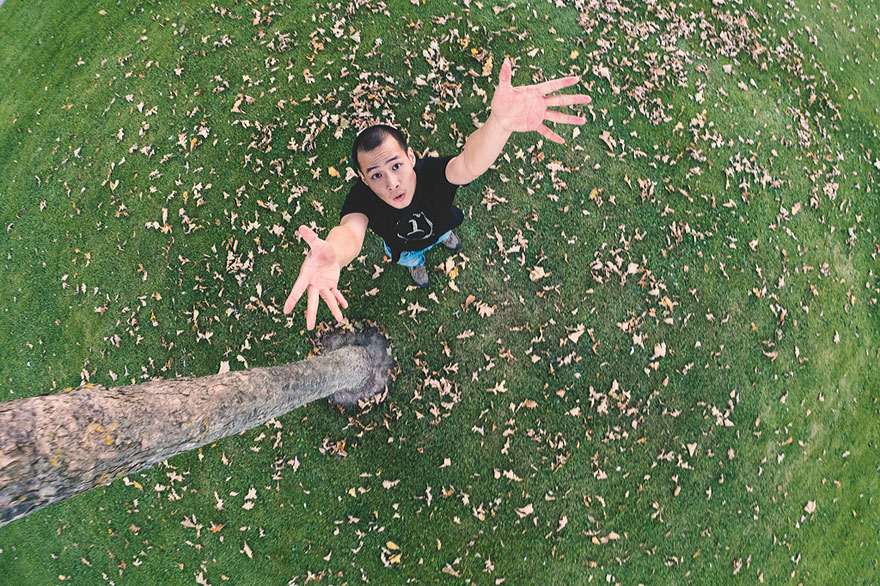 camera-tossing-2 camera-tossing-2