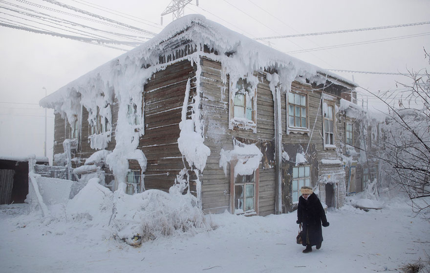 coldest-village-oymyakon-russia-amos-chaple-20 coldest-village-oymyakon-russia-amos-chaple-20