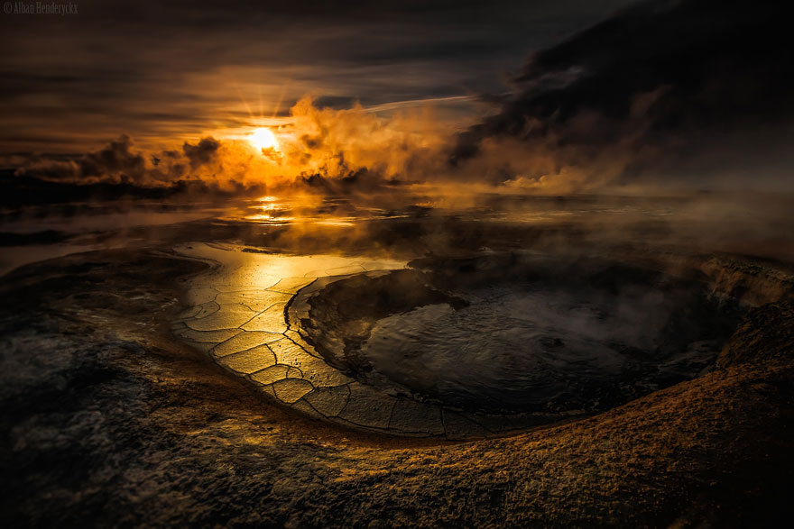 highland-geysers-iceland-alban-henderyckx-1