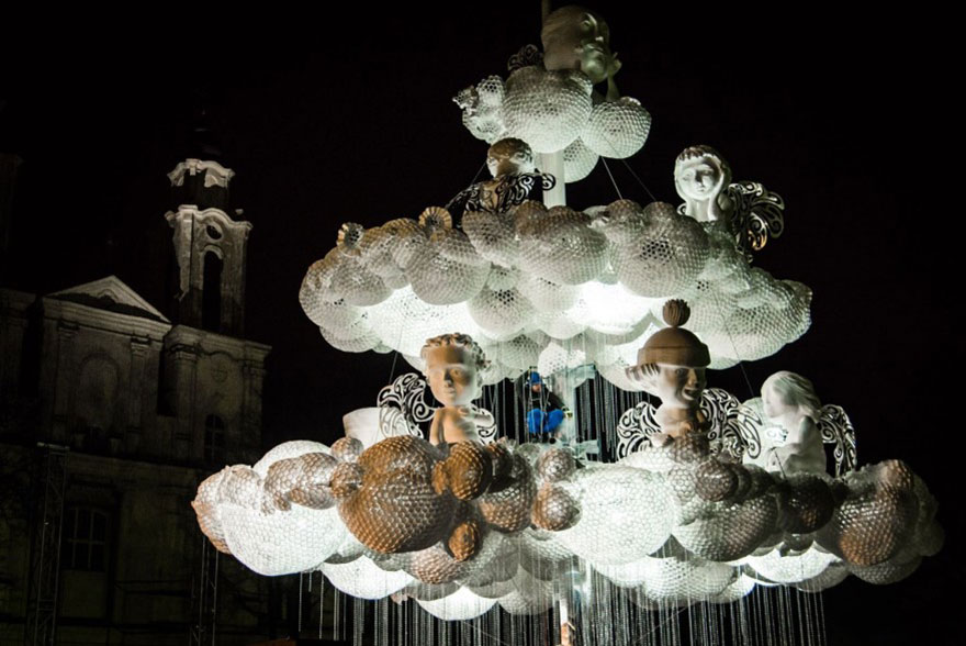 kaunas-christmas-tree-cloud-8