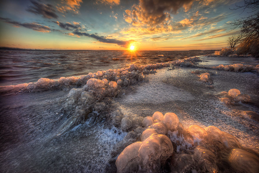 Otherworldly Photos Of A Fall Day In Montreal Otherworldly Photos Of A Fall Day In Montreal