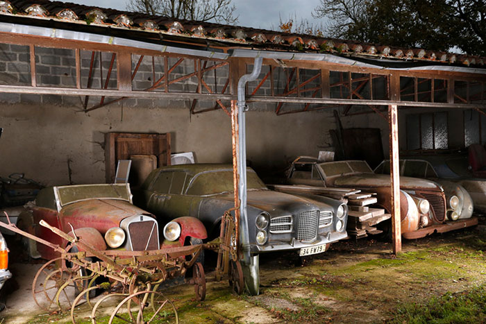 60 Vintage Cars Found After 50 Years Of Neglect On French Farm Are Worth At Least £12 Million
