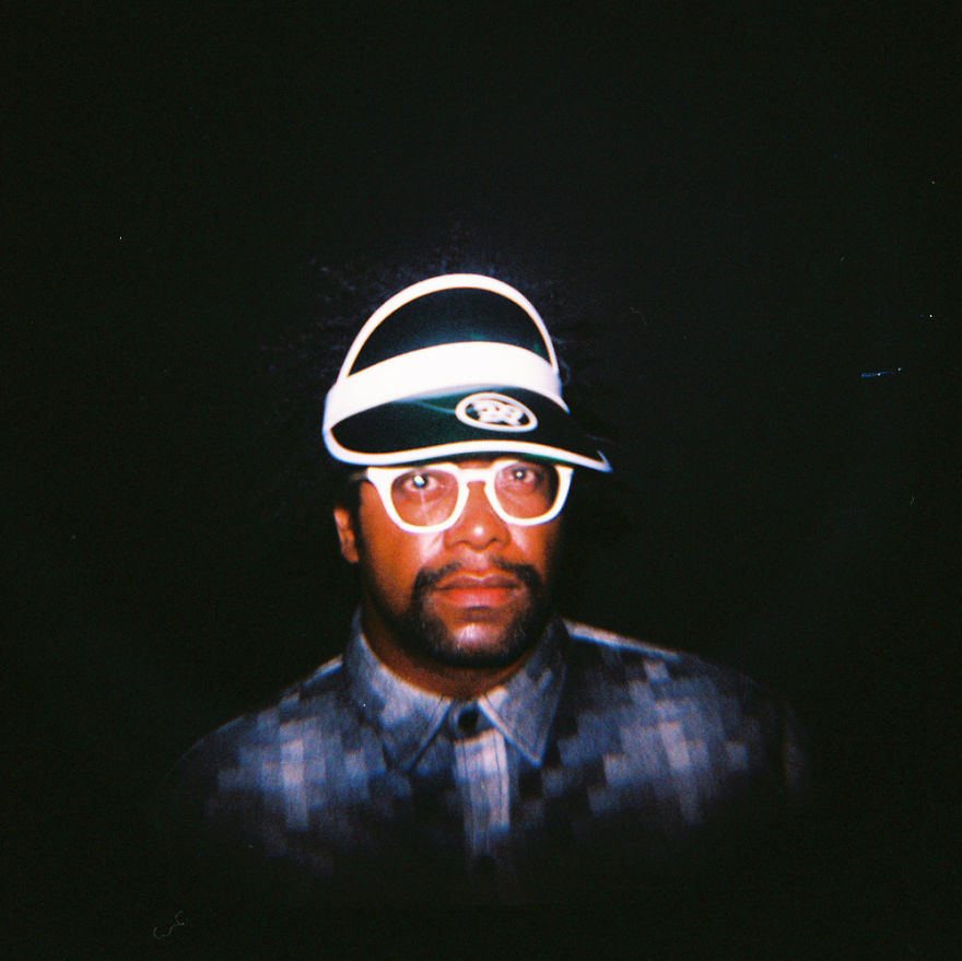 I Shoot Photos Of Celebrities Parting In Nyc, With A Toy Plastic Camera.